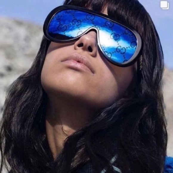 New! Authentic Gucci Shield Sunglasses - Picture 3 of 13